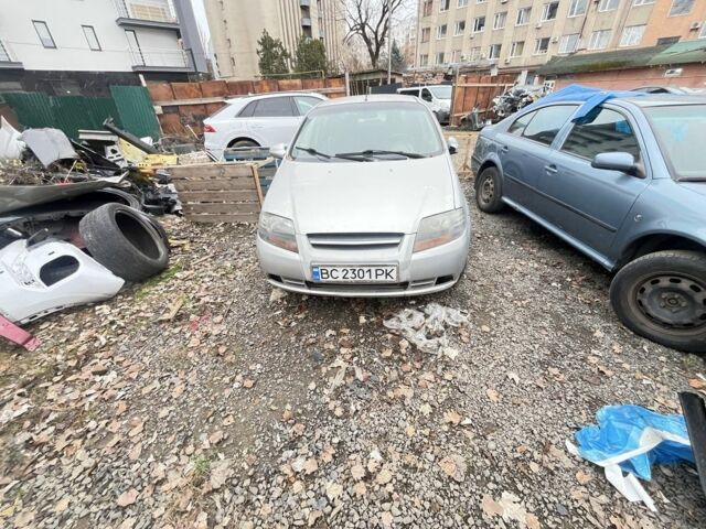 Серый Шевроле Авео, объемом двигателя 1.5 л и пробегом 400 тыс. км за 1800 $, фото 1 на Automoto.ua