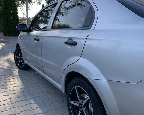 Серый Шевроле Авео, объемом двигателя 1.2 л и пробегом 298 тыс. км за 3500 $, фото 17 на Automoto.ua
