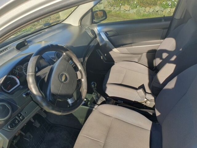 Сірий Шевроле Авео, об'ємом двигуна 1.5 л та пробігом 180 тис. км за 4500 $, фото 13 на Automoto.ua