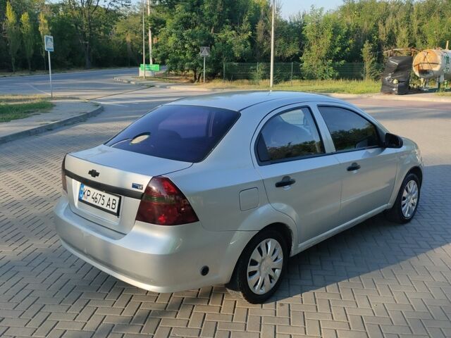 Сірий Шевроле Авео, об'ємом двигуна 1.5 л та пробігом 235 тис. км за 1850 $, фото 9 на Automoto.ua