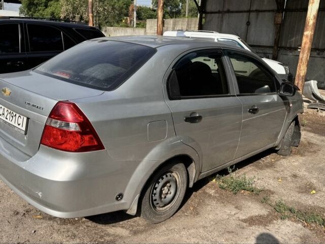 Серый Шевроле Авео, объемом двигателя 1.5 л и пробегом 120 тыс. км за 1000 $, фото 2 на Automoto.ua