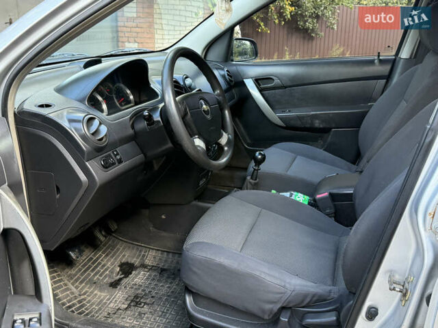 Серый Шевроле Авео, объемом двигателя 1.5 л и пробегом 289 тыс. км за 3450 $, фото 13 на Automoto.ua