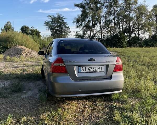 Серый Шевроле Авео, объемом двигателя 1.5 л и пробегом 297 тыс. км за 3000 $, фото 4 на Automoto.ua