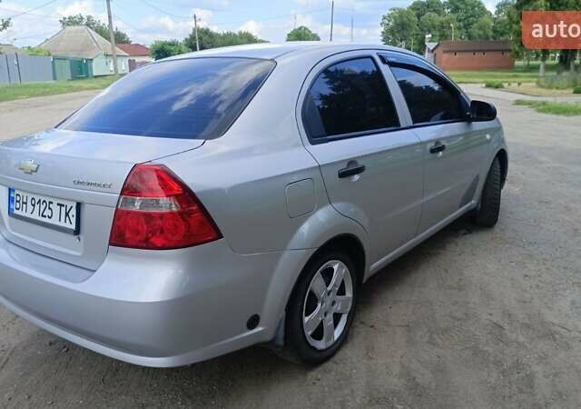 Серый Шевроле Авео, объемом двигателя 1.5 л и пробегом 214 тыс. км за 4500 $, фото 11 на Automoto.ua