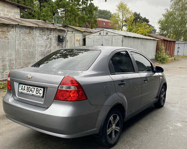 Серый Шевроле Авео, объемом двигателя 0 л и пробегом 194 тыс. км за 2700 $, фото 4 на Automoto.ua