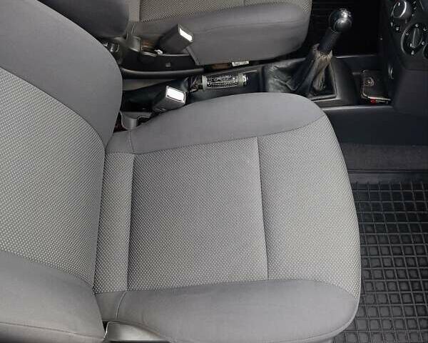 Серый Шевроле Авео, объемом двигателя 1.15 л и пробегом 223 тыс. км за 3300 $, фото 6 на Automoto.ua