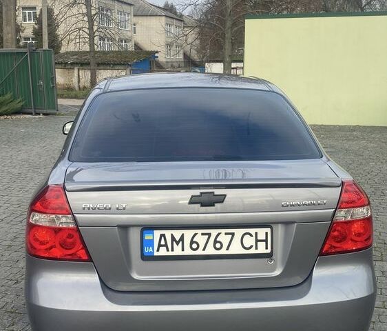 Сірий Шевроле Авео, об'ємом двигуна 1.4 л та пробігом 195 тис. км за 4500 $, фото 3 на Automoto.ua