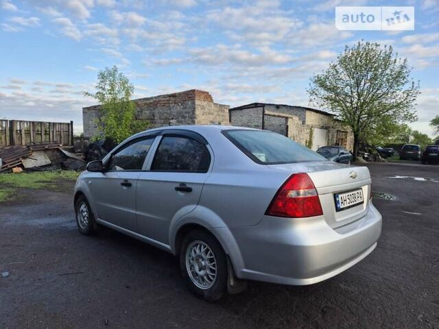 Сірий Шевроле Авео, об'ємом двигуна 1.5 л та пробігом 155 тис. км за 4600 $, фото 8 на Automoto.ua