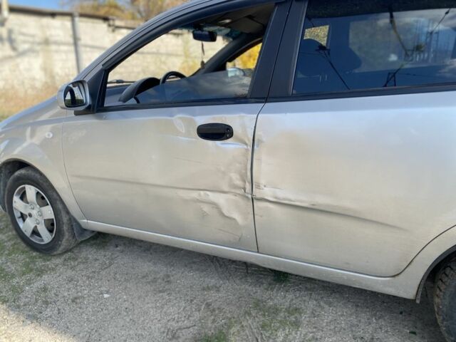 Сірий Шевроле Авео, об'ємом двигуна 1.5 л та пробігом 140 тис. км за 2500 $, фото 7 на Automoto.ua