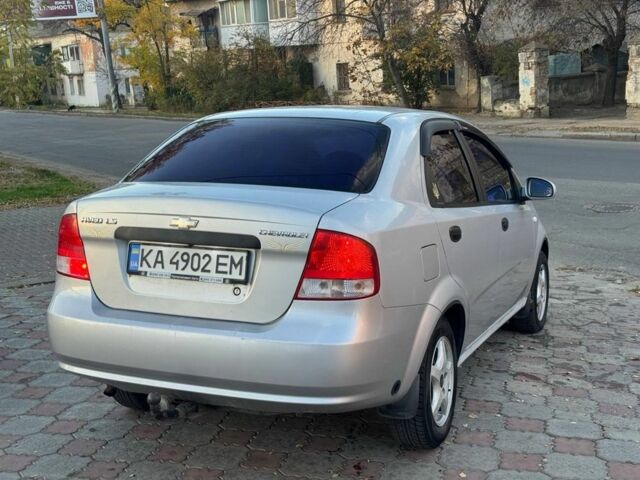 Серый Шевроле Авео, объемом двигателя 1.5 л и пробегом 230 тыс. км за 2299 $, фото 5 на Automoto.ua