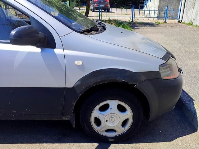 Серый Шевроле Авео, объемом двигателя 1.5 л и пробегом 0 тыс. км за 1400 $, фото 1 на Automoto.ua