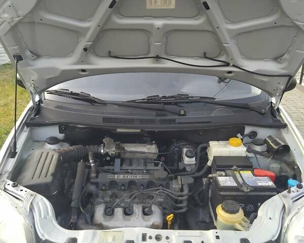 Сірий Шевроле Авео, об'ємом двигуна 1.5 л та пробігом 155 тис. км за 4099 $, фото 19 на Automoto.ua