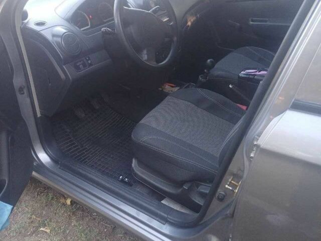 Сірий Шевроле Авео, об'ємом двигуна 1.5 л та пробігом 89 тис. км за 4300 $, фото 11 на Automoto.ua