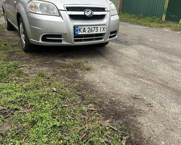 Сірий Шевроле Авео, об'ємом двигуна 1.5 л та пробігом 260 тис. км за 2850 $, фото 1 на Automoto.ua