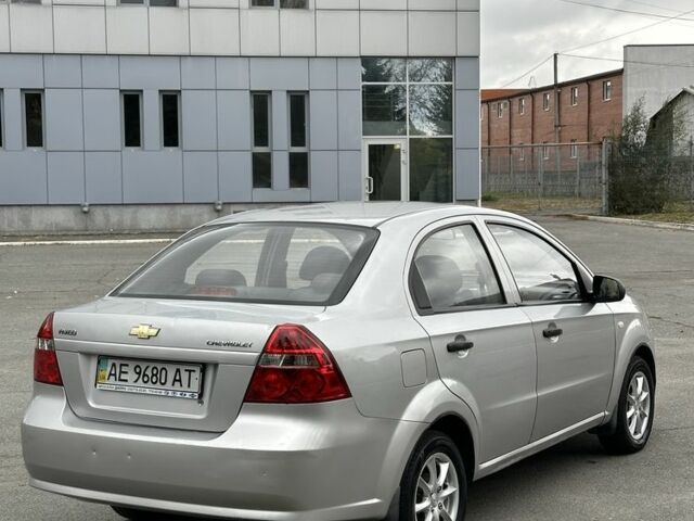 Сірий Шевроле Авео, об'ємом двигуна 1.5 л та пробігом 191 тис. км за 2999 $, фото 5 на Automoto.ua