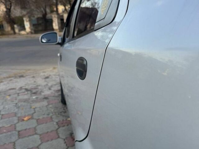 Серый Шевроле Авео, объемом двигателя 1.5 л и пробегом 230 тыс. км за 2299 $, фото 9 на Automoto.ua