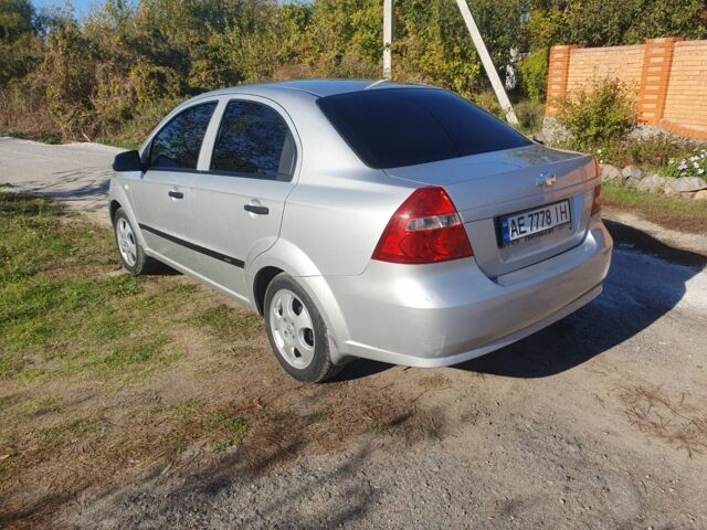 Сірий Шевроле Авео, об'ємом двигуна 1.5 л та пробігом 180 тис. км за 4500 $, фото 3 на Automoto.ua