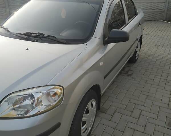 Сірий Шевроле Авео, об'ємом двигуна 1.5 л та пробігом 155 тис. км за 4099 $, фото 10 на Automoto.ua