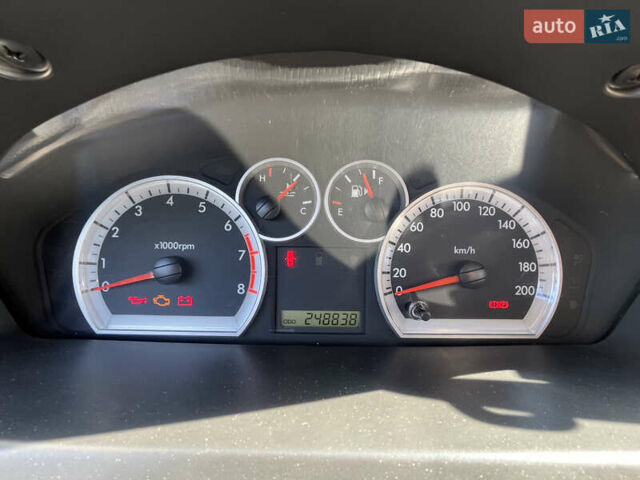 Серый Шевроле Авео, объемом двигателя 1.5 л и пробегом 249 тыс. км за 2700 $, фото 21 на Automoto.ua