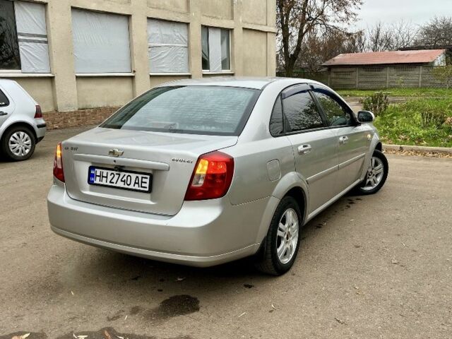 Серый Шевроле Авео, объемом двигателя 1.8 л и пробегом 258 тыс. км за 1500 $, фото 3 на Automoto.ua