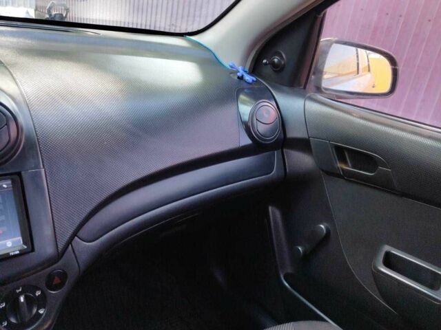 Сірий Шевроле Авео, об'ємом двигуна 1.5 л та пробігом 146 тис. км за 3799 $, фото 3 на Automoto.ua