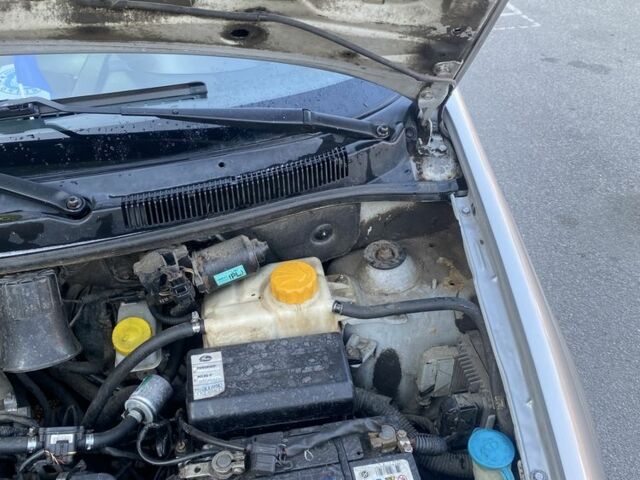 Сірий Шевроле Авео, об'ємом двигуна 1.5 л та пробігом 300 тис. км за 2650 $, фото 6 на Automoto.ua