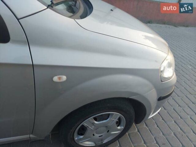 Серый Шевроле Авео, объемом двигателя 1.5 л и пробегом 194 тыс. км за 3500 $, фото 9 на Automoto.ua