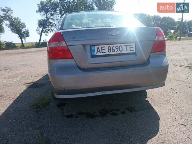 Серый Шевроле Авео, объемом двигателя 1.5 л и пробегом 415 тыс. км за 3499 $, фото 1 на Automoto.ua