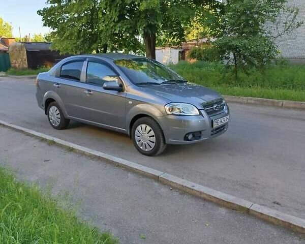 Сірий Шевроле Авео, об'ємом двигуна 1.5 л та пробігом 198 тис. км за 3899 $, фото 4 на Automoto.ua