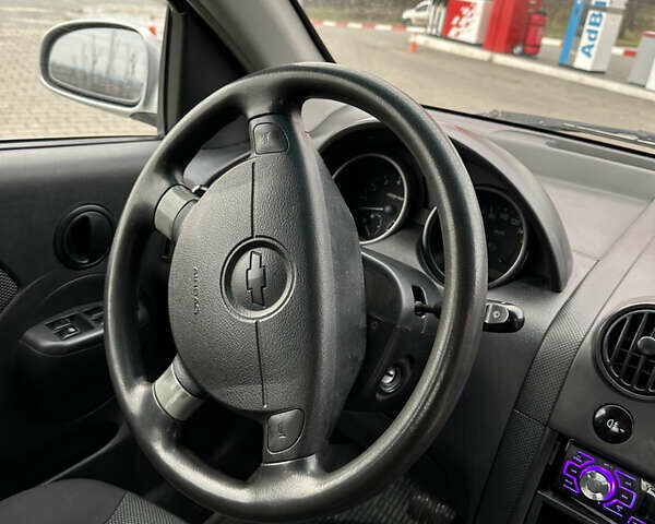 Серый Шевроле Авео, объемом двигателя 1.5 л и пробегом 126 тыс. км за 2900 $, фото 33 на Automoto.ua
