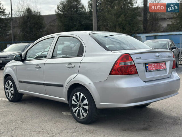 Сірий Шевроле Авео, об'ємом двигуна 1.4 л та пробігом 167 тис. км за 3999 $, фото 6 на Automoto.ua