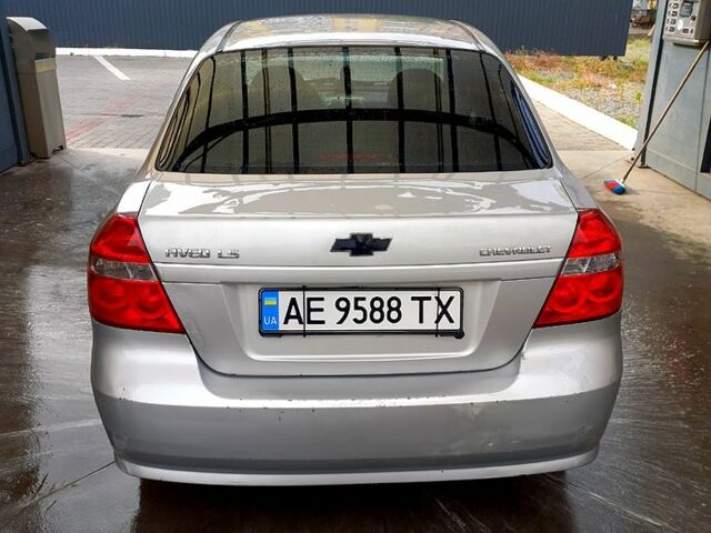 Серый Шевроле Авео, объемом двигателя 1.5 л и пробегом 228 тыс. км за 3400 $, фото 3 на Automoto.ua