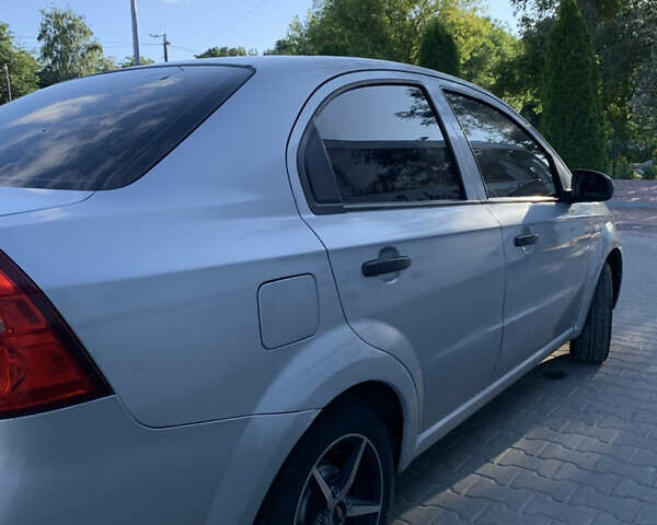Серый Шевроле Авео, объемом двигателя 1.2 л и пробегом 298 тыс. км за 3500 $, фото 15 на Automoto.ua