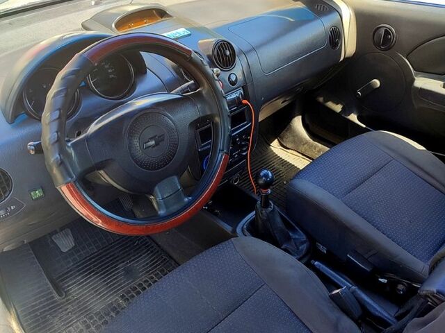 Серый Шевроле Авео, объемом двигателя 1.5 л и пробегом 0 тыс. км за 1400 $, фото 3 на Automoto.ua