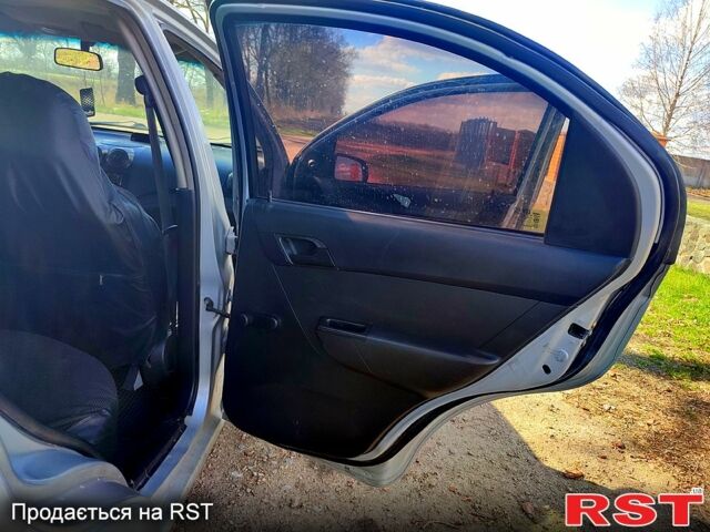 Сірий Шевроле Авео, об'ємом двигуна 1.5 л та пробігом 220 тис. км за 2900 $, фото 10 на Automoto.ua