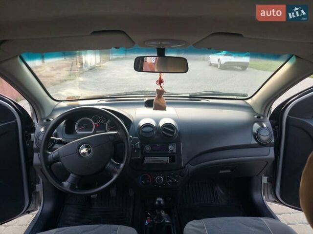 Серый Шевроле Авео, объемом двигателя 1.5 л и пробегом 194 тыс. км за 3500 $, фото 10 на Automoto.ua
