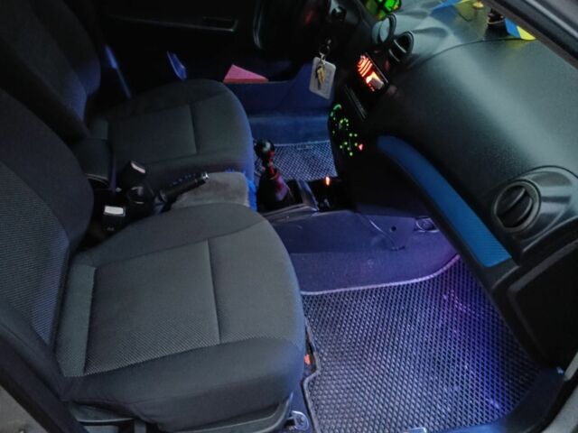 Серый Шевроле Авео, объемом двигателя 1.5 л и пробегом 168 тыс. км за 3700 $, фото 4 на Automoto.ua