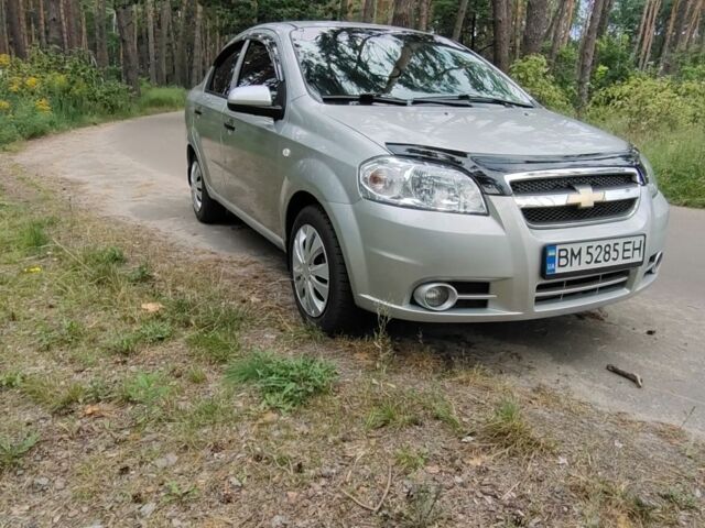 Серый Шевроле Авео, объемом двигателя 1.5 л и пробегом 213 тыс. км за 4000 $, фото 2 на Automoto.ua