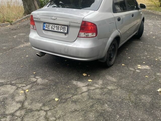 Сірий Шевроле Авео, об'ємом двигуна 1.5 л та пробігом 300 тис. км за 2650 $, фото 2 на Automoto.ua