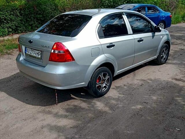 Сірий Шевроле Авео, об'ємом двигуна 1.5 л та пробігом 196 тис. км за 3400 $, фото 2 на Automoto.ua
