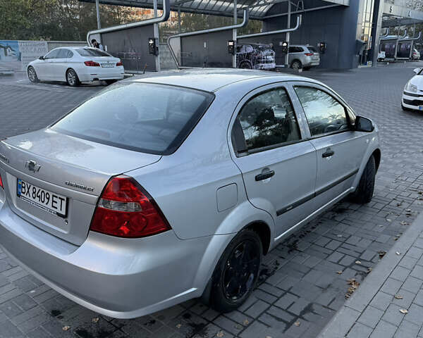 Серый Шевроле Авео, объемом двигателя 1.5 л и пробегом 108 тыс. км за 2999 $, фото 5 на Automoto.ua