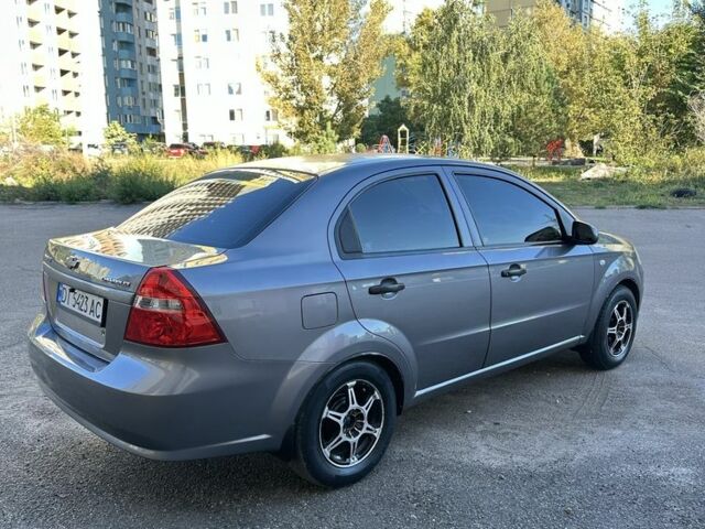 Серый Шевроле Авео, объемом двигателя 1.5 л и пробегом 227 тыс. км за 3700 $, фото 4 на Automoto.ua