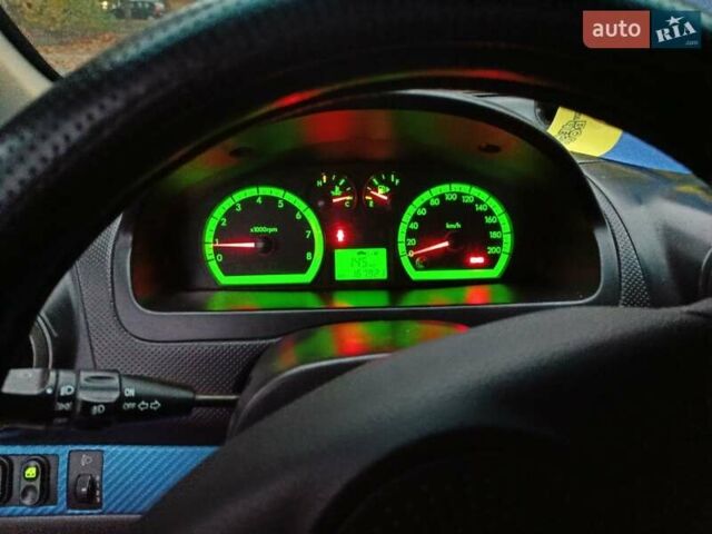 Серый Шевроле Авео, объемом двигателя 1.5 л и пробегом 168 тыс. км за 3700 $, фото 4 на Automoto.ua