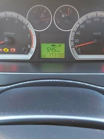 Серый Шевроле Авео, объемом двигателя 1.4 л и пробегом 171 тыс. км за 3700 $, фото 9 на Automoto.ua