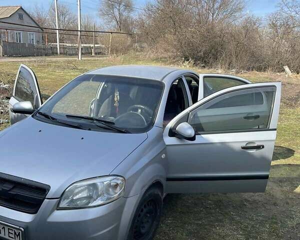Серый Шевроле Авео, объемом двигателя 1.5 л и пробегом 245 тыс. км за 3200 $, фото 9 на Automoto.ua