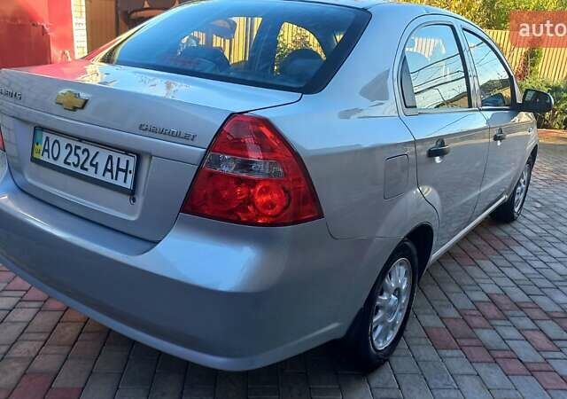 Серый Шевроле Авео, объемом двигателя 1.5 л и пробегом 249 тыс. км за 4000 $, фото 6 на Automoto.ua