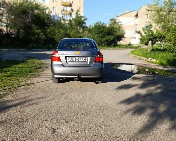 Сірий Шевроле Авео, об'ємом двигуна 1.5 л та пробігом 198 тис. км за 3899 $, фото 5 на Automoto.ua