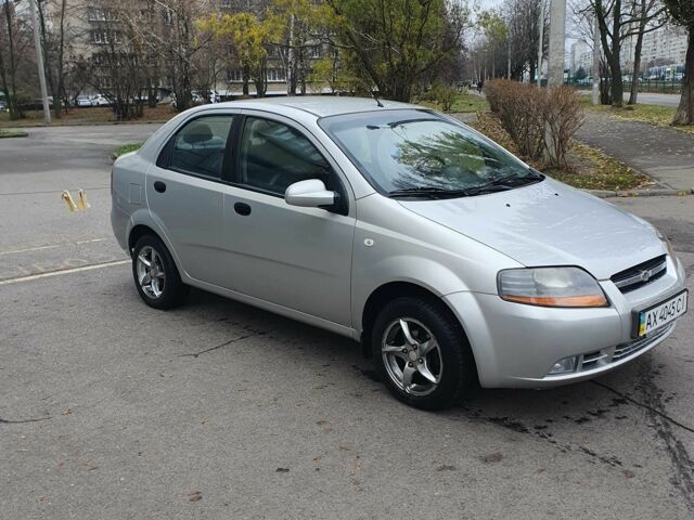 Серый Шевроле Авео, объемом двигателя 1.5 л и пробегом 109 тыс. км за 3550 $, фото 1 на Automoto.ua
