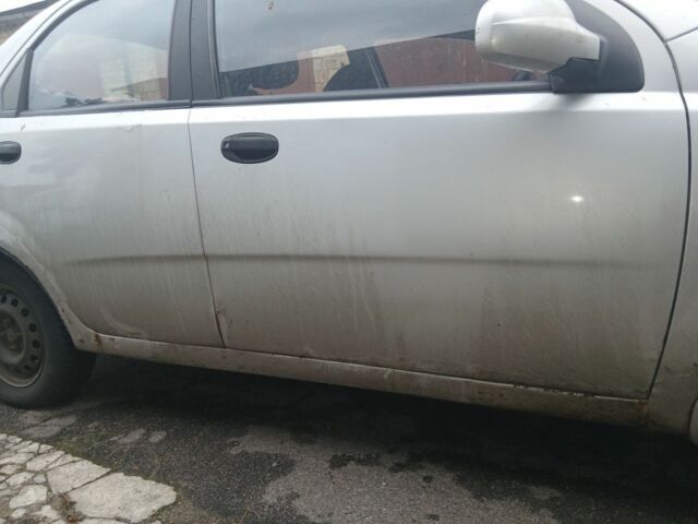 Сірий Шевроле Авео, об'ємом двигуна 1.5 л та пробігом 383 тис. км за 2300 $, фото 6 на Automoto.ua