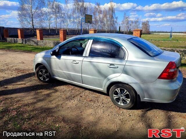 Сірий Шевроле Авео, об'ємом двигуна 1.5 л та пробігом 220 тис. км за 2900 $, фото 1 на Automoto.ua